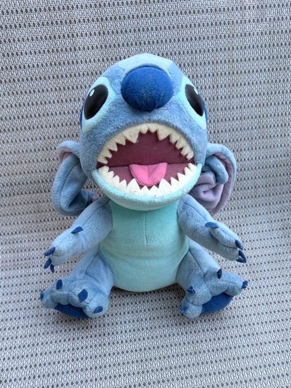 Vintage 2002 Hasbro Disney "Aloha Stitch" Interactive Talking Plush tested/works